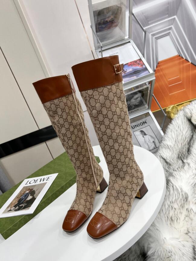 2022-Women Designer Martin Desert Boot booties Fahsion boots Platform winter boots Love arrow leather flamingos Chunky heel
2022-Women Designer Martin Desert Boot booties Fahsion boots Platform winter boots Love arrow leather flamingos Chunky heel