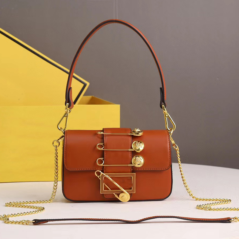 Luxuries designer bag moonlight armpit handbag leather half-moon bag with Metal pin fashion classic women's shoulder cross body bags, White
Luxuries designer bag moonlight armpit handbag leather half-moon bag with Metal pin fashion classic women's shoulder cross body bags, White