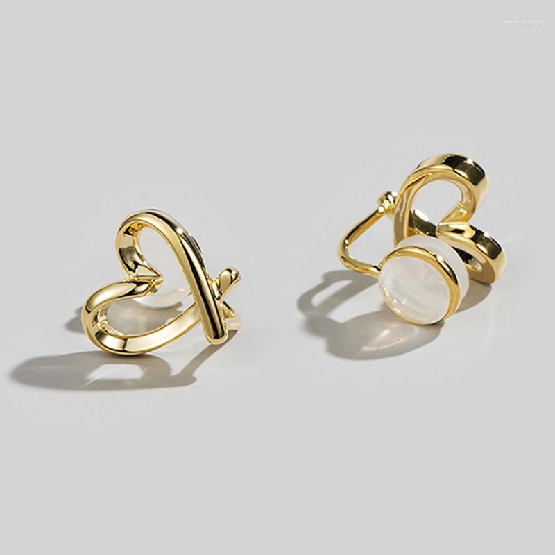 Backs Earrings Korea Minimalist Hollow Heart Clip For Women Girls Silicone Ear Non-Piercing Stud Earring Fashion Ring Jewelry
Backs Earrings Korea Minimalist Hollow Heart Clip For Women Girls Silicone Ear Non-Piercing Stud Earring Fashion Ring Jewelry