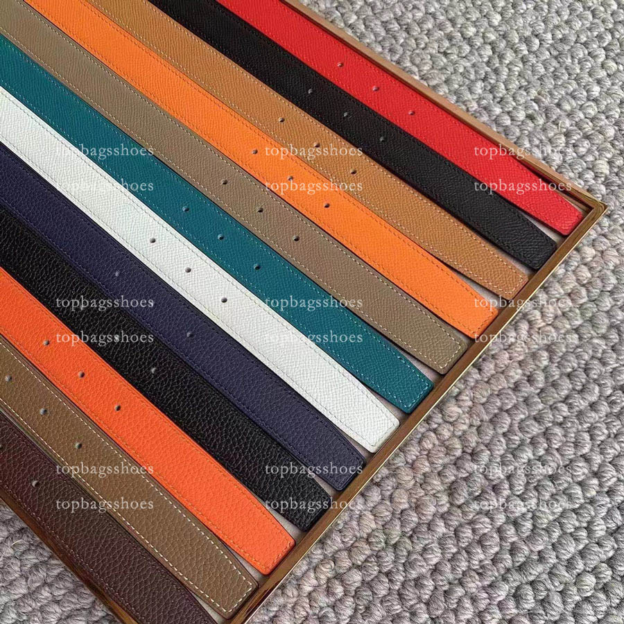 Fashion designers belts for men womens casual belt real cow genuine leather gold silver black letter buckle male female with box
Fashion designers belts for men womens casual belt real cow genuine leather gold silver black letter buckle male female with box