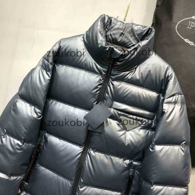 Designer Lightweight Luxury Down Jacket PRAD Men's Autumn And Winter Budge 90% White Duck Feather Filling Fashion Warm Top, Customized
Designer Lightweight Luxury Down Jacket PRAD Men's Autumn And Winter Budge 90% White Duck Feather Filling Fashion Warm Top, Customized