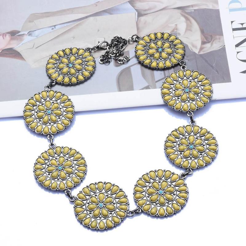 Choker Yellow Crystal Necklace For Women Design Vintage Femm Branch Statement Rhinestone Collar Jewelry
Choker Yellow Crystal Necklace For Women Design Vintage Femm Branch Statement Rhinestone Collar Jewelry
