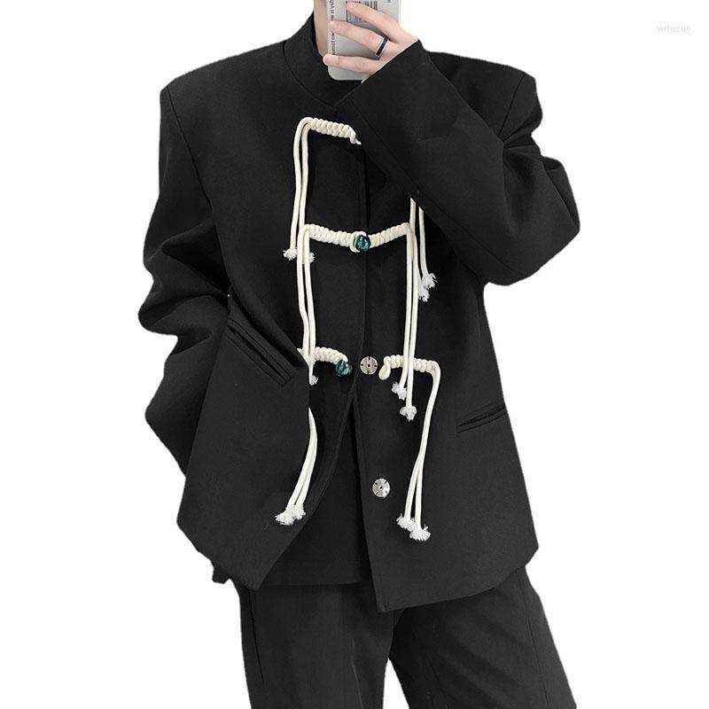 Men's Suits Men Chinese Style Button Stand Collar Ins Net Celebrity Streetwear Fashion Show Suit Jacket Blazer Male Niche Design Coat, H1735
Men's Suits Men Chinese Style Button Stand Collar Ins Net Celebrity Streetwear Fashion Show Suit Jacket Blazer Male Niche Design Coat, H1735