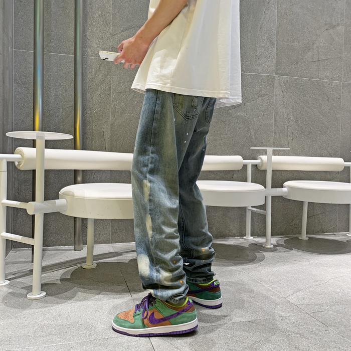 Men's Jeans Men Vintage Paint point Jeans Oversized Straight Hole jeans Pants Mens High Street Hip Hop Harem Pants Denim Pants 3XLS 221008