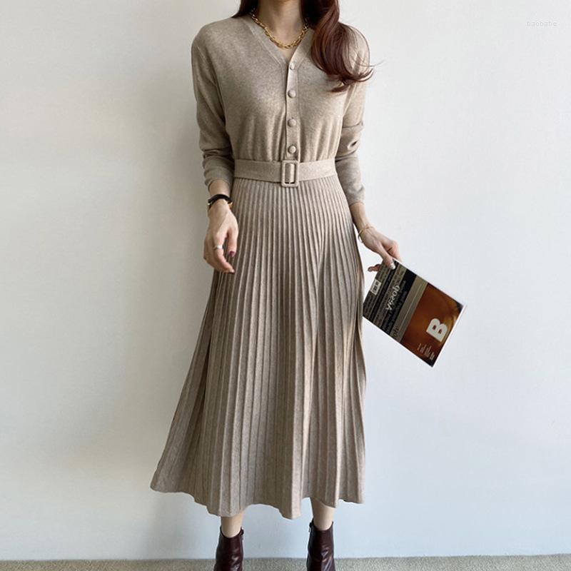 Casual Dresses Elegant V-neck Single-breasted Women Thicken Sweater Dress 2022 Autumn Winter Knitted Belted Female A-line Soft, Khaki
Casual Dresses Elegant V-neck Single-breasted Women Thicken Sweater Dress 2022 Autumn Winter Knitted Belted Female A-line Soft, Khaki