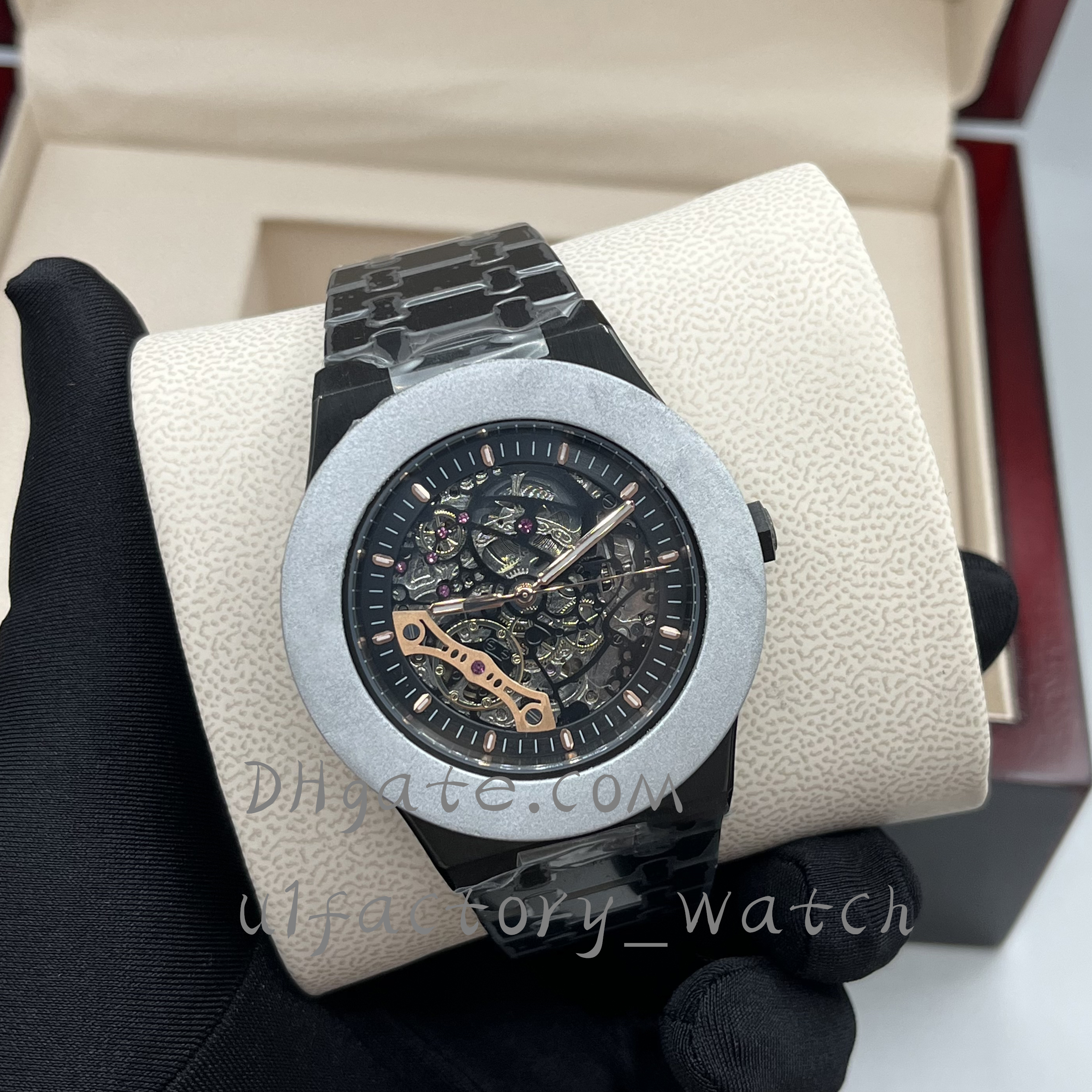 Men's mechanical automatic watch Classic style 42mm 904L hollow stainless steel watchband Sapphire watches Super luminous Montreux luxury, Tool
Men's mechanical automatic watch Classic style 42mm 904L hollow stainless steel watchband Sapphire watches Super luminous Montreux luxury, Tool