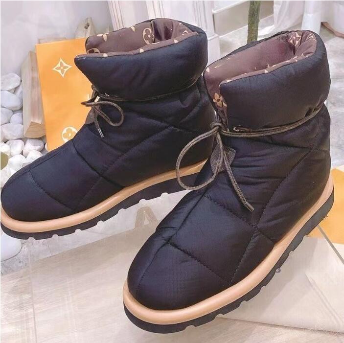 Sheep fur integrated snow boots OP16 for women 2022 new knitted warm plush thickened comfortable cotton fashion boots for women winter
Sheep fur integrated snow boots OP16 for women 2022 new knitted warm plush thickened comfortable cotton fashion boots for women winter