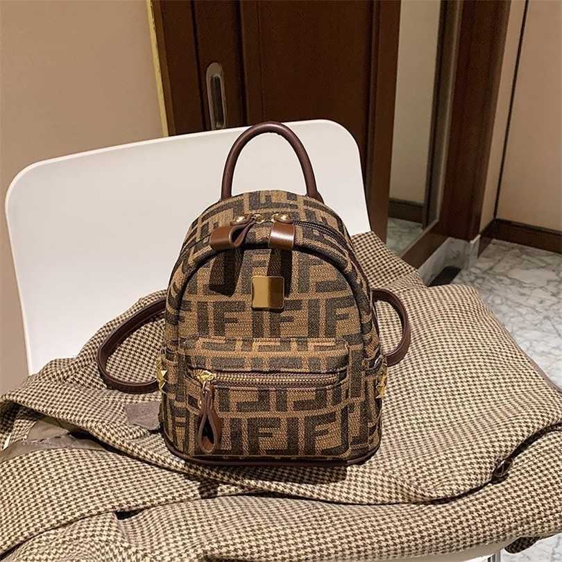 70% OFF 2023 Designer bag Women's high-capacity printing trend leisure backpack, Trumpet
70% OFF 2023 Designer bag Women's high-capacity printing trend leisure backpack, Trumpet