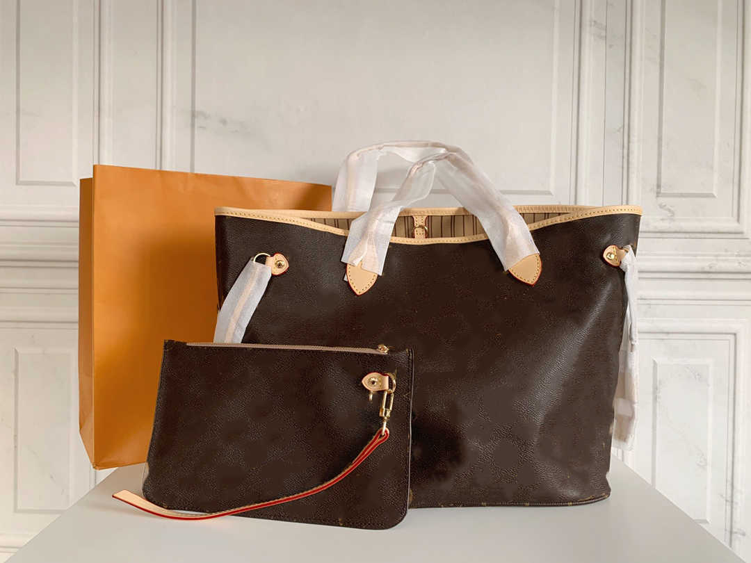 Highh Qualityy Fashion Classic Wild Designers Bags Tote Women Luxurys Handbags Messenger Shoulder Crossbody Bag 995, Brown plaid red
Highh Qualityy Fashion Classic Wild Designers Bags Tote Women Luxurys Handbags Messenger Shoulder Crossbody Bag 995, Brown plaid red