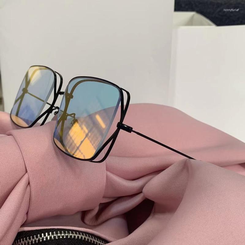 Sunglasses Punk Men Women Fashion Double Frame Sun Glasses Retro Brand Designer Trend Eyewear Anti Blue Light
Sunglasses Punk Men Women Fashion Double Frame Sun Glasses Retro Brand Designer Trend Eyewear Anti Blue Light