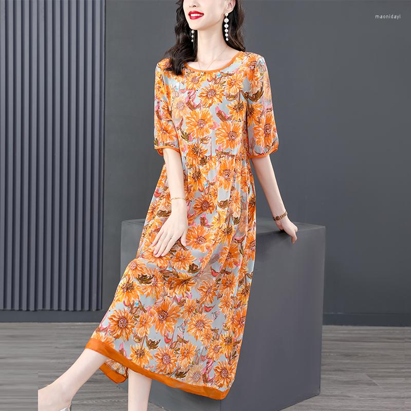 Casual Dresses Women Print Floral Silk Ruffled O-Neck Sexy Midi Dress Summer Beach Style Butterfly Slevee 2022 Korean Elegant, Picture shown
Casual Dresses Women Print Floral Silk Ruffled O-Neck Sexy Midi Dress Summer Beach Style Butterfly Slevee 2022 Korean Elegant, Picture shown