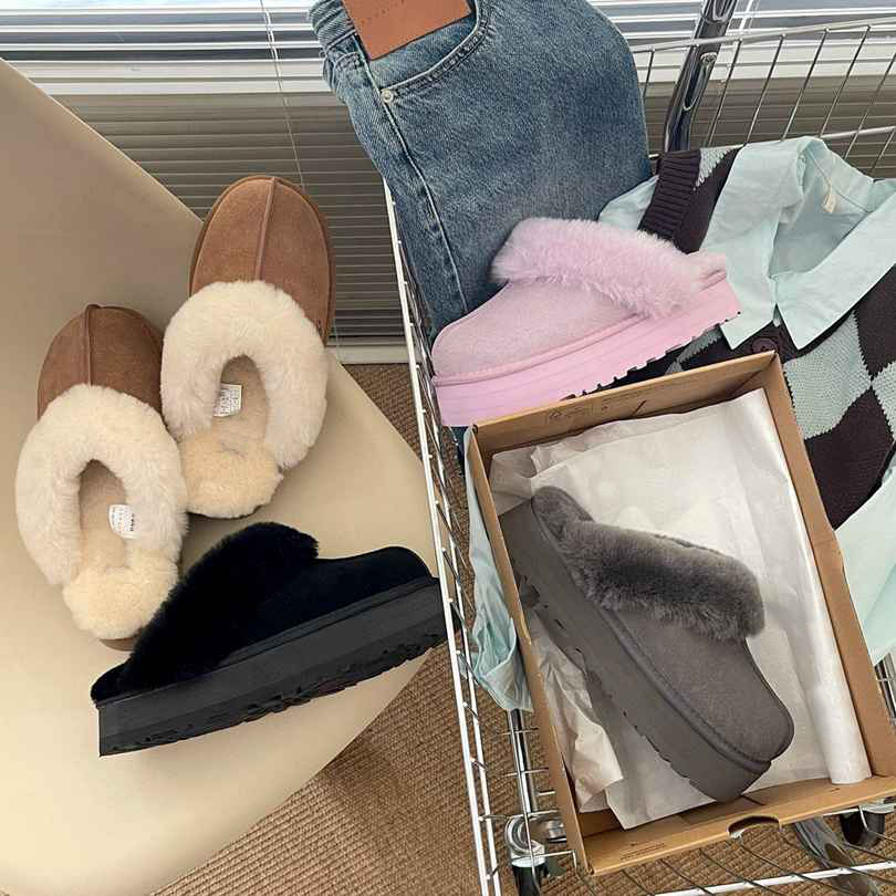 Cotton Slippers Warm Platform Sandal Womens Shoes Fur Furry Fluffy Slipper Snow Boots
Cotton Slippers Warm Platform Sandal Womens Shoes Fur Furry Fluffy Slipper Snow Boots