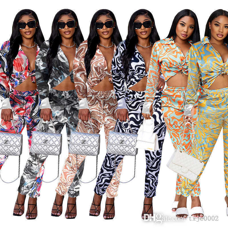 Autumn Women 2 Piece Pants Set Corrugated Printed Long Sleeved Shirt And Trousers Suit Lady Casual Matching Suits, Black gray
Autumn Women 2 Piece Pants Set Corrugated Printed Long Sleeved Shirt And Trousers Suit Lady Casual Matching Suits, Black gray