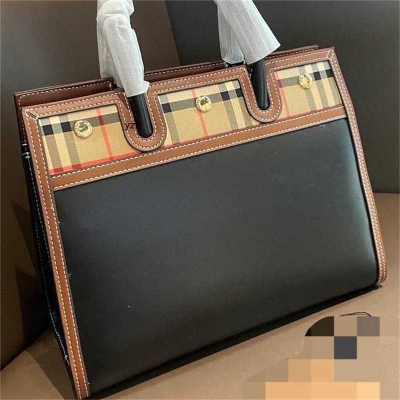 Bags Burbrerys Blocking New Large Women's Color Capacity Stable Dignified British Style Plaid Stitching Leather Yzl 8FK2 
Bags Burbrerys Blocking New Large Women's Color Capacity Stable Dignified British Style Plaid Stitching Leather Yzl 8FK2