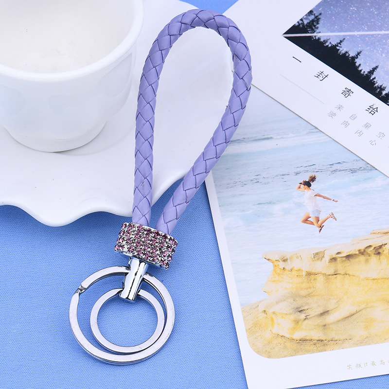 2022 Keychains Diamond encrusted leather rope flash drill creative car bag key chain fashionable birthday gift accessories hand metal fittings
2022 Keychains Diamond encrusted leather rope flash drill creative car bag key chain fashionable birthday gift accessories hand metal fittings