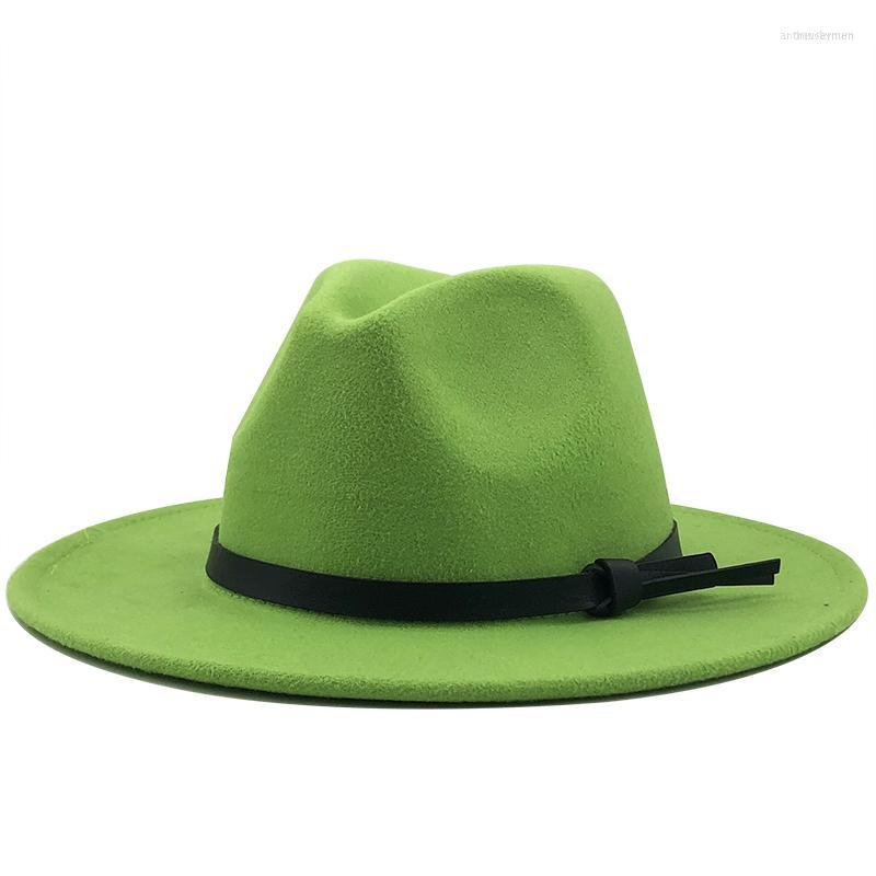 Berets Classics Solid Color Women Men Vintage Jazz Wool Felt Fedora Hat British Elegant Lady Winter Autumn Wide Brim Panama Cap
Berets Classics Solid Color Women Men Vintage Jazz Wool Felt Fedora Hat British Elegant Lady Winter Autumn Wide Brim Panama Cap