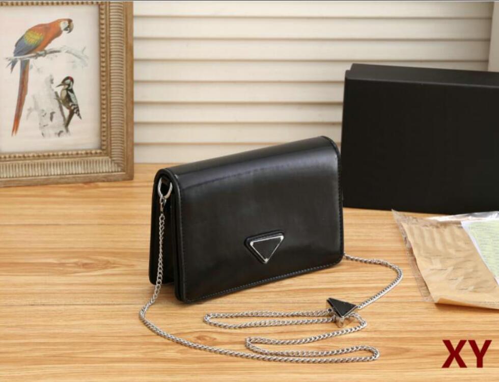 Women Luxury Silver chain bag Classic latest color Designer Shoulder bags handbag ball pattern leather Cross body handbags, Black
Women Luxury Silver chain bag Classic latest color Designer Shoulder bags handbag ball pattern leather Cross body handbags, Black