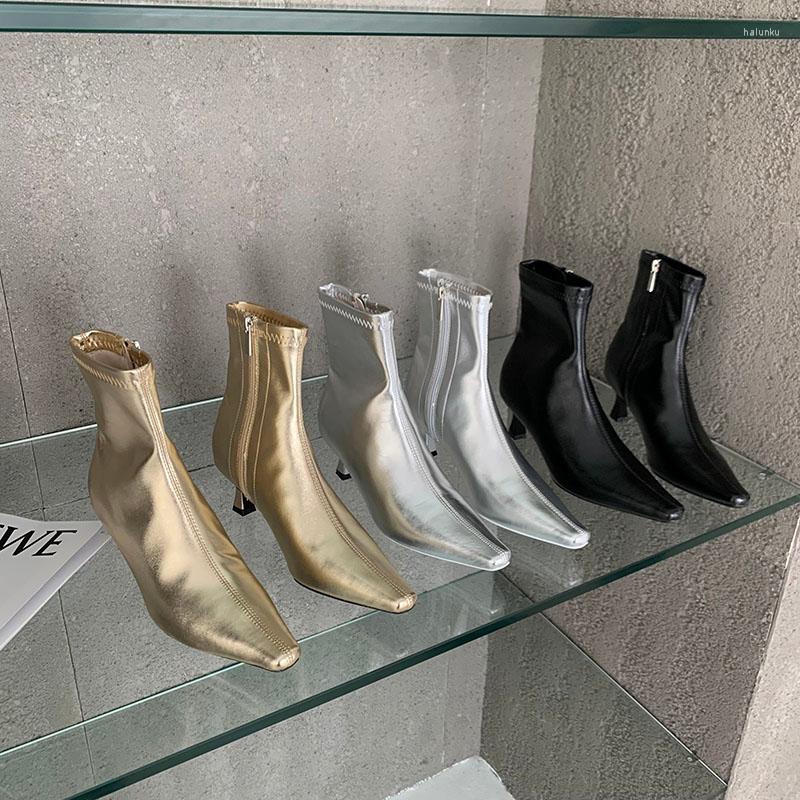 Boots Fashion Women Sock Pointed Toe Gold Silver Black Side Zipper Ankle Booties Thin Mid Heels Party Autumn Woman 35-39
Boots Fashion Women Sock Pointed Toe Gold Silver Black Side Zipper Ankle Booties Thin Mid Heels Party Autumn Woman 35-39