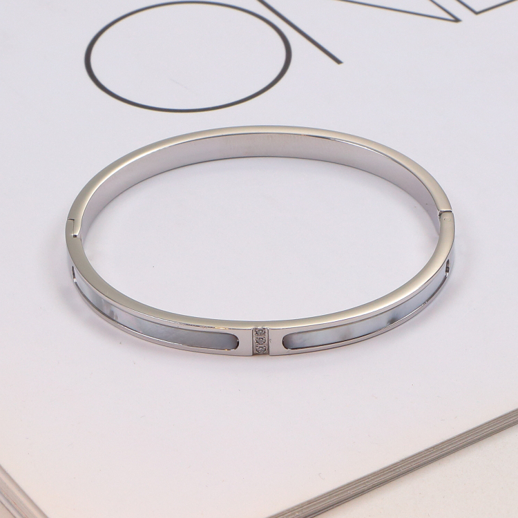 Fashion Classic Diamonds Charm Bracelets Bangle Chain 18K Gold Agate Shell Mother-of-Pearl for Women&Girl Wedding Mother' Day Jewelry Women gifts
Fashion Classic Diamonds Charm Bracelets Bangle Chain 18K Gold Agate Shell Mother-of-Pearl for Women&Girl Wedding Mother' Day Jewelry Women gifts