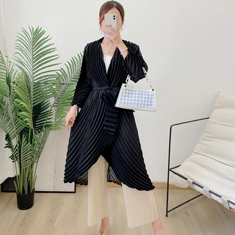 Women's Trench Coats Miyake Pleated Autumn Handmade Folda Long Cardigan Coat 2022 Design Sense Lace-up Fashion Casual Vintage Windbreaker, Orange
Women's Trench Coats Miyake Pleated Autumn Handmade Folda Long Cardigan Coat 2022 Design Sense Lace-up Fashion Casual Vintage Windbreaker, Orange
