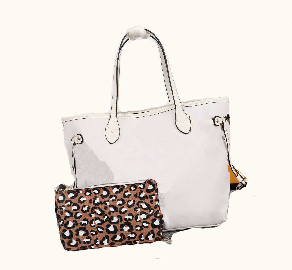 Highh Qualityy Fashion Classic Wild Designers Bags Tote Women Luxurys Handbags Messenger Shoulder Crossbody Designer Bag 5818, Black
Highh Qualityy Fashion Classic Wild Designers Bags Tote Women Luxurys Handbags Messenger Shoulder Crossbody Designer Bag 5818, Black