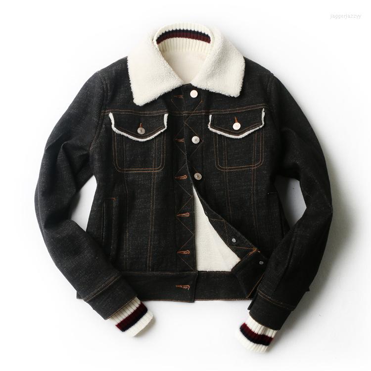 Women's Fur Lambs Wool Joining Together Of Fund 2022 Autumn Winters Is Embroidered Denim Jacket, Black
Women's Fur Lambs Wool Joining Together Of Fund 2022 Autumn Winters Is Embroidered Denim Jacket, Black