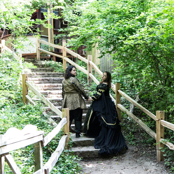 Gothic Black Wedding Dress With Long Cap Wrap Sleeping Beauty ball Gown Velvet Chiffon Lace Appliques Tiers Ruffle Long Sleeves Masquerade Vintage Fan