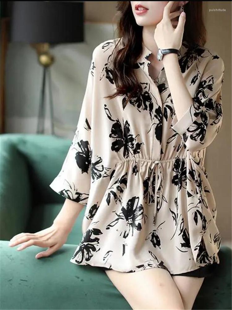 Women' Blouses Fashion Women Blouse Elegant Stand Collar Lace Up Bat Sleeve Shirt Female Loose Casual Korean Jumpper Top Printing Woman, Khaki
Women' Blouses Fashion Women Blouse Elegant Stand Collar Lace Up Bat Sleeve Shirt Female Loose Casual Korean Jumpper Top Printing Woman, Khaki