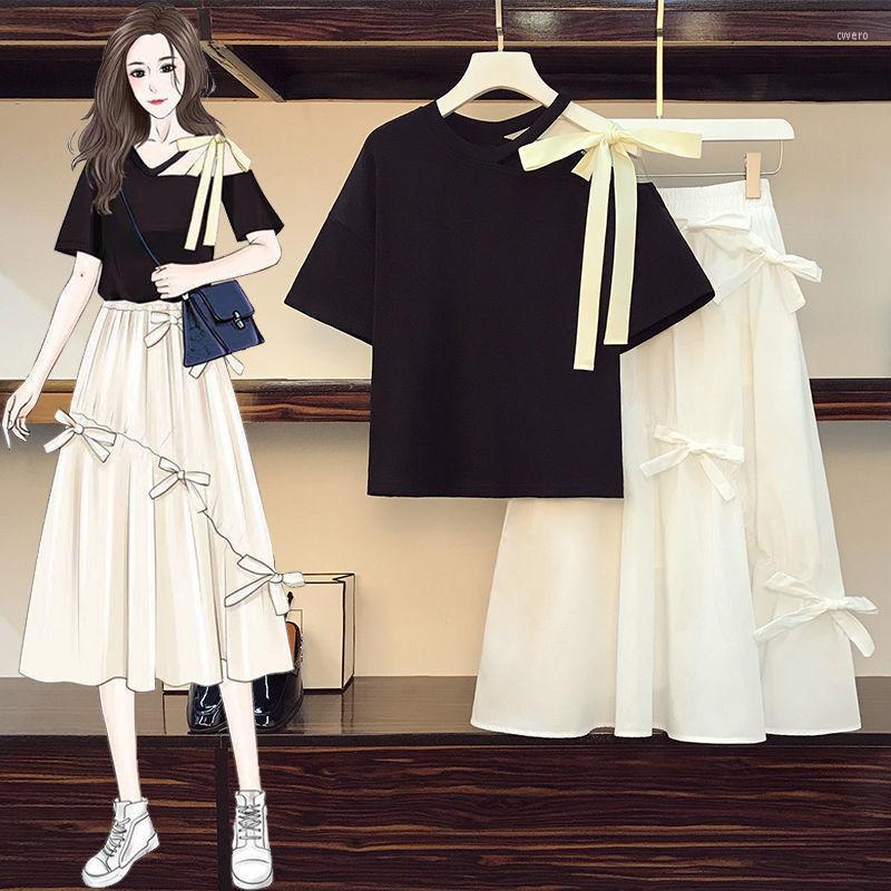 Work Dresses Women' Short Skirt Set 2022 Summer High Waist Bow Sexy Light Dress Female Sweet Off-The-Shoulder T-Shirt Top Skirts Two
Work Dresses Women' Short Skirt Set 2022 Summer High Waist Bow Sexy Light Dress Female Sweet Off-The-Shoulder T-Shirt Top Skirts Two