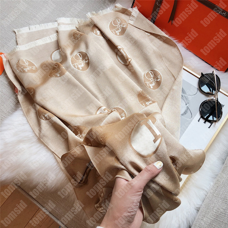Luxury Designer Scarfs For Women Winter Scarf Shawl Mens Sciarpa Unisex Winter Cotton Fashion Long Scarves Pashmina
Luxury Designer Scarfs For Women Winter Scarf Shawl Mens Sciarpa Unisex Winter Cotton Fashion Long Scarves Pashmina