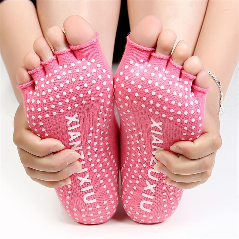Sports Socks Hecatal Women Yoga Half Toe Non Slip Ladies Massage Sport Half-fingers Cotton Warm Exercise Running, Black
Sports Socks Hecatal Women Yoga Half Toe Non Slip Ladies Massage Sport Half-fingers Cotton Warm Exercise Running, Black