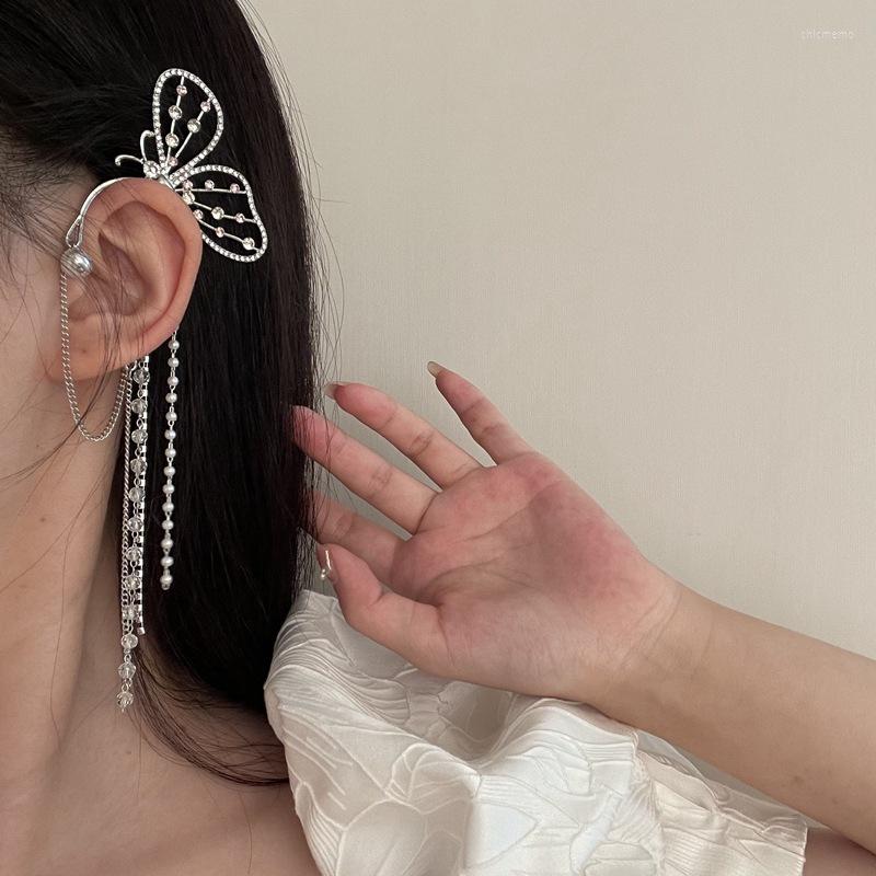 Backs Earrings Shiny Exaggerated Crystal Imitation Pearl Long Tassel Butterfly For Women Ear Clips Without Piercing Cuff Jewelry
Backs Earrings Shiny Exaggerated Crystal Imitation Pearl Long Tassel Butterfly For Women Ear Clips Without Piercing Cuff Jewelry