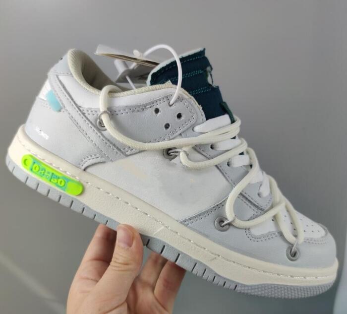 Genuine Leather Casual Flat Shoes For Men Women Low Cut Lace-Up Sneakers Trainers Outdoor Comfortable Skateboard Shoes 36-44
Genuine Leather Casual Flat Shoes For Men Women Low Cut Lace-Up Sneakers Trainers Outdoor Comfortable Skateboard Shoes 36-44