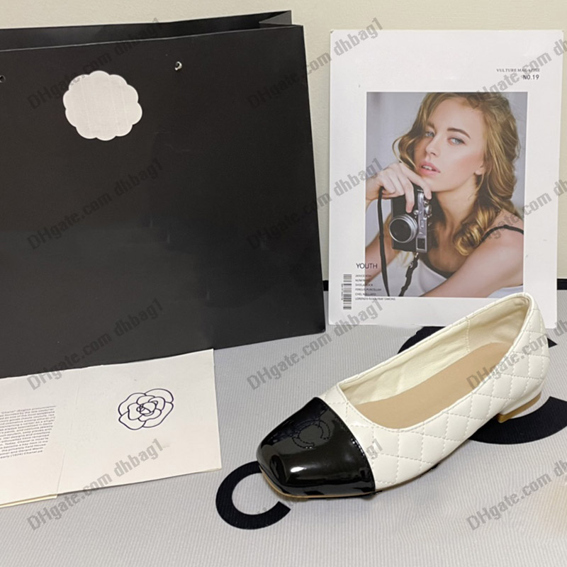22ss Womens Dress Shoes Flat Heels Quilted Texture Matelasse Patent Leather Lette Slip-on Loafers Casual Shoes Comfortable Wedding Shoe Designer Luxurys Sandals, Shoes box
22ss Womens Dress Shoes Flat Heels Quilted Texture Matelasse Patent Leather Lette Slip-on Loafers Casual Shoes Comfortable Wedding Shoe Designer Luxurys Sandals, Shoes box