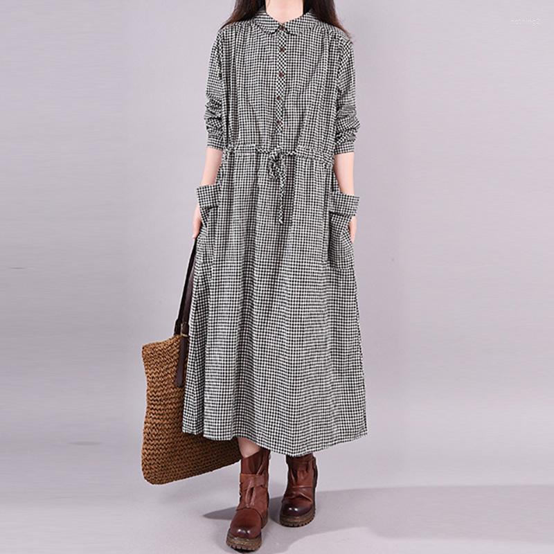 Casual Dresses Classic Plaid Dress Polo Collar Long-sleeved Cotton And Linen Autumn Belt A Line Retro Mid-length Vestidos Women's, Beige
Casual Dresses Classic Plaid Dress Polo Collar Long-sleeved Cotton And Linen Autumn Belt A Line Retro Mid-length Vestidos Women's, Beige
