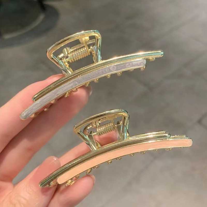 hair clips South Korea net red back head hair grab medium clip metal shark hairpin elegant temperament headgear
hair clips South Korea net red back head hair grab medium clip metal shark hairpin elegant temperament headgear
