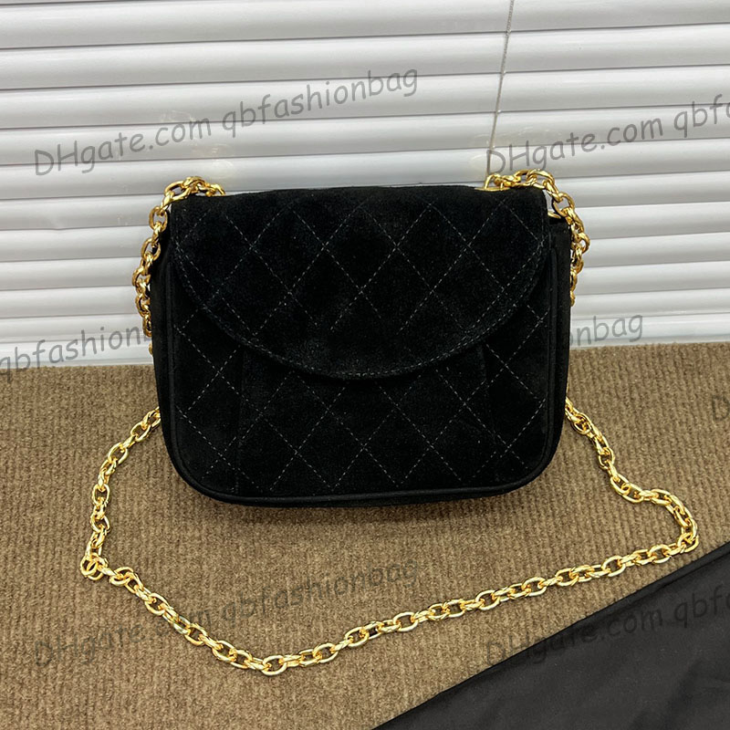 Womens Suede Classic C Flap Quilted Black Bags Gold Chain Crossbody Shoulder Purse Cosmetic Case Outdoor Fashion Trends Street Sacoche Handbags 20X16X7CM, Box
Womens Suede Classic C Flap Quilted Black Bags Gold Chain Crossbody Shoulder Purse Cosmetic Case Outdoor Fashion Trends Street Sacoche Handbags 20X16X7CM, Box