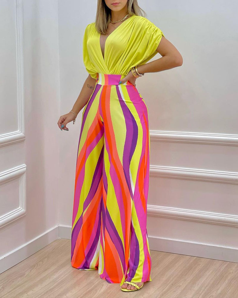 Women's Two Piece Pants Summer Two Piece Set Women Fashion V-neck Bat Sleeve Top Printed Wide-leg Pants Suit Casual Two Piece Set Women 221010