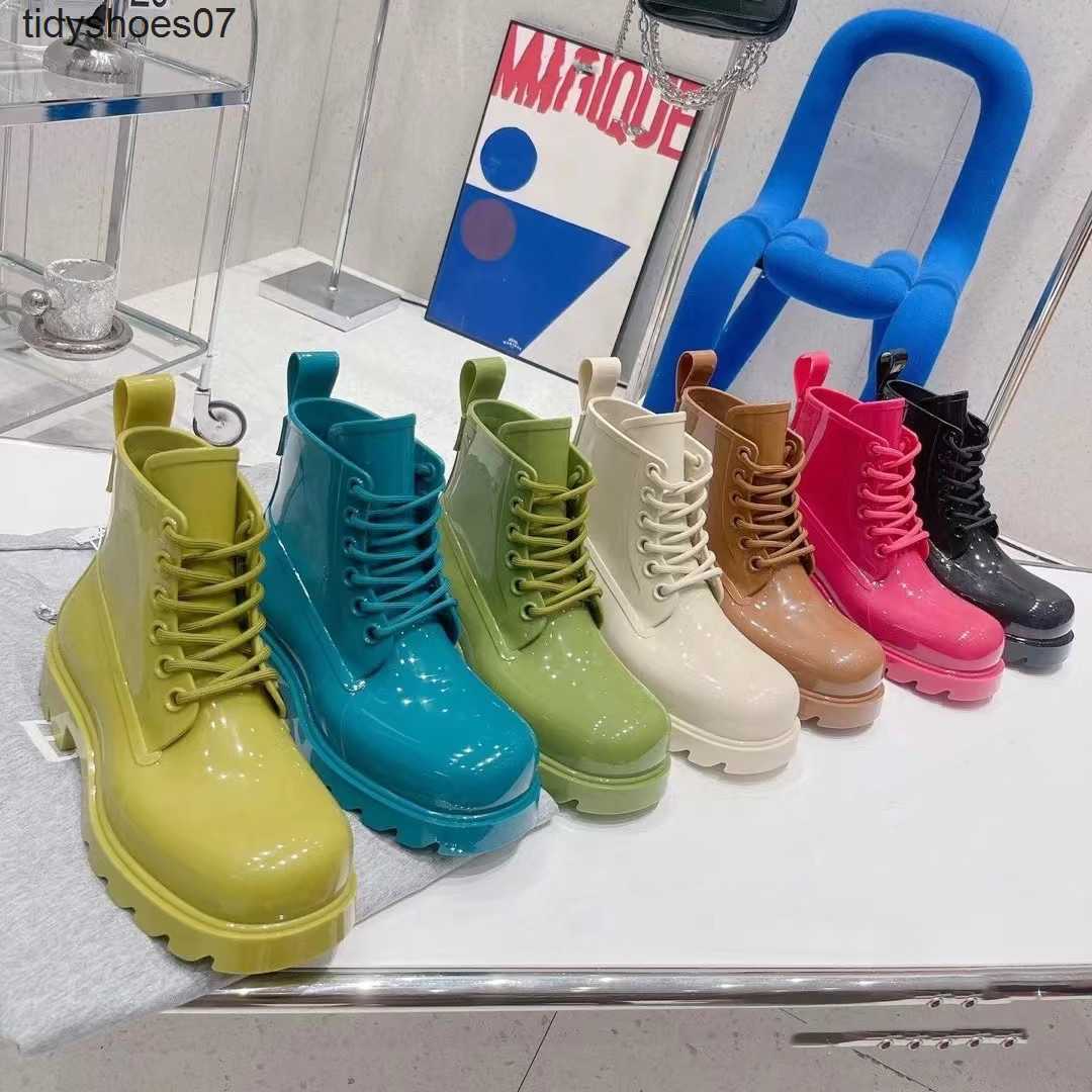 Latest version paris spring and summer 2022 ahigo Mona the same lovers' jelly lace up rain boots water shoes and Martin boots, Peacock blue
Latest version paris spring and summer 2022 ahigo Mona the same lovers' jelly lace up rain boots water shoes and Martin boots, Peacock blue