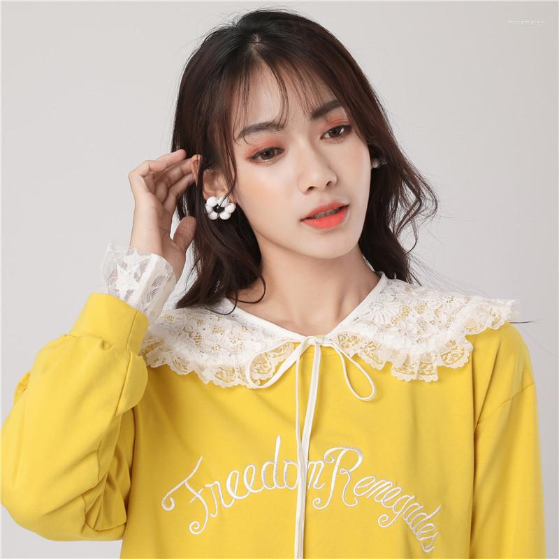 Bow Ties Women Embroidery Cardigan Button Sweater Shirt Cotton Fake Collar Rhinestone Lace Flower False Detachable Blouse Tops
Bow Ties Women Embroidery Cardigan Button Sweater Shirt Cotton Fake Collar Rhinestone Lace Flower False Detachable Blouse Tops
