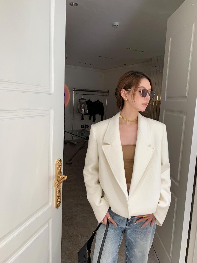 Women' Suits 2022FW Autumn Luxury Fashion Women High Qualtiy White Casual Blazer Female Chic Coat Outerwear Ddxgz2 9.21
Women' Suits 2022FW Autumn Luxury Fashion Women High Qualtiy White Casual Blazer Female Chic Coat Outerwear Ddxgz2 9.21