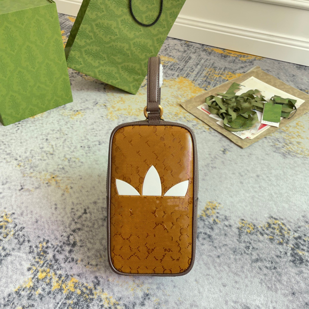 Co-Branded Shoulder Bag Crossbody Bags Handbags Purse Genuine Leather Trefoil Print Red Green Ribbon Gold Metal Cross
Co-Branded Shoulder Bag Crossbody Bags Handbags Purse Genuine Leather Trefoil Print Red Green Ribbon Gold Metal Cross