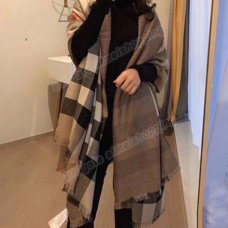 Wemon Designer cashmere scarf Winter women and men long Scarf quality Headband fashion classic printed Check Big Plaid Shawls
Wemon Designer cashmere scarf Winter women and men long Scarf quality Headband fashion classic printed Check Big Plaid Shawls