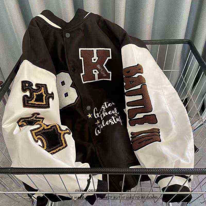 Men Jackets 2022 Street Retro Letter Embroidery Baseball Uniform Cotton Bomber Women Winter Loose All Match Casual Thickened 220809
Men Jackets 2022 Street Retro Letter Embroidery Baseball Uniform Cotton Bomber Women Winter Loose All Match Casual Thickened 220809