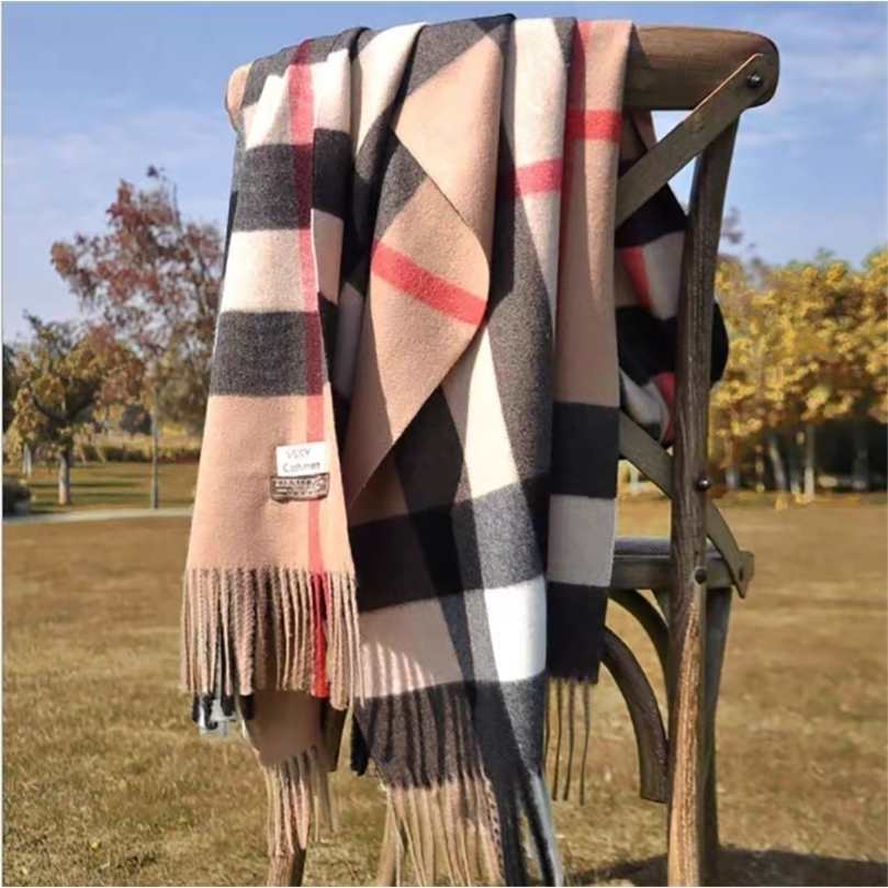 Scarves Pamwallymensa Womens Scarf Winter Luxury Brand Tippet Scarves for Ladies Plaid Shawls Warm British Style Thicken Man 221010
Scarves Pamwallymensa Womens Scarf Winter Luxury Brand Tippet Scarves for Ladies Plaid Shawls Warm British Style Thicken Man 221010