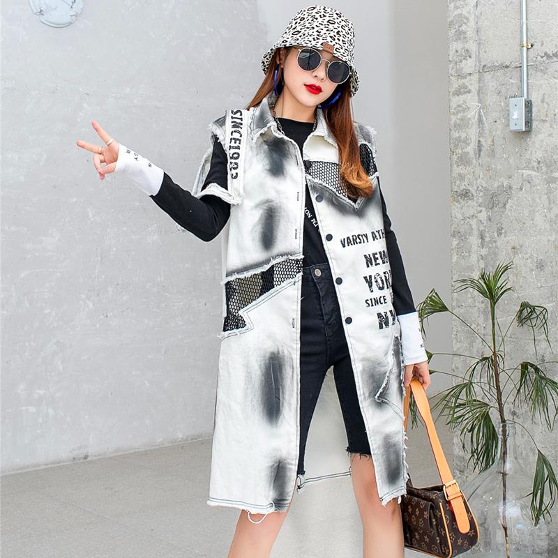 Women's Vests White Denim Vest Women Streetwear Loose Sleeveless Jacket Letter Print Fashion Spliced Long Jeans Coat Female Jackets
Women's Vests White Denim Vest Women Streetwear Loose Sleeveless Jacket Letter Print Fashion Spliced Long Jeans Coat Female Jackets