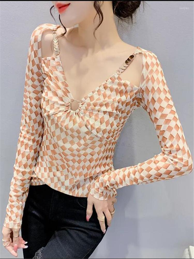 Women' T Shirts Fashion Mesh Top Sexy T-shirt Women Long Sleeve Tees V-neck Sequin Suspenders Thin Bottoming Checkered Printing Female, Gray
Women' T Shirts Fashion Mesh Top Sexy T-shirt Women Long Sleeve Tees V-neck Sequin Suspenders Thin Bottoming Checkered Printing Female, Gray