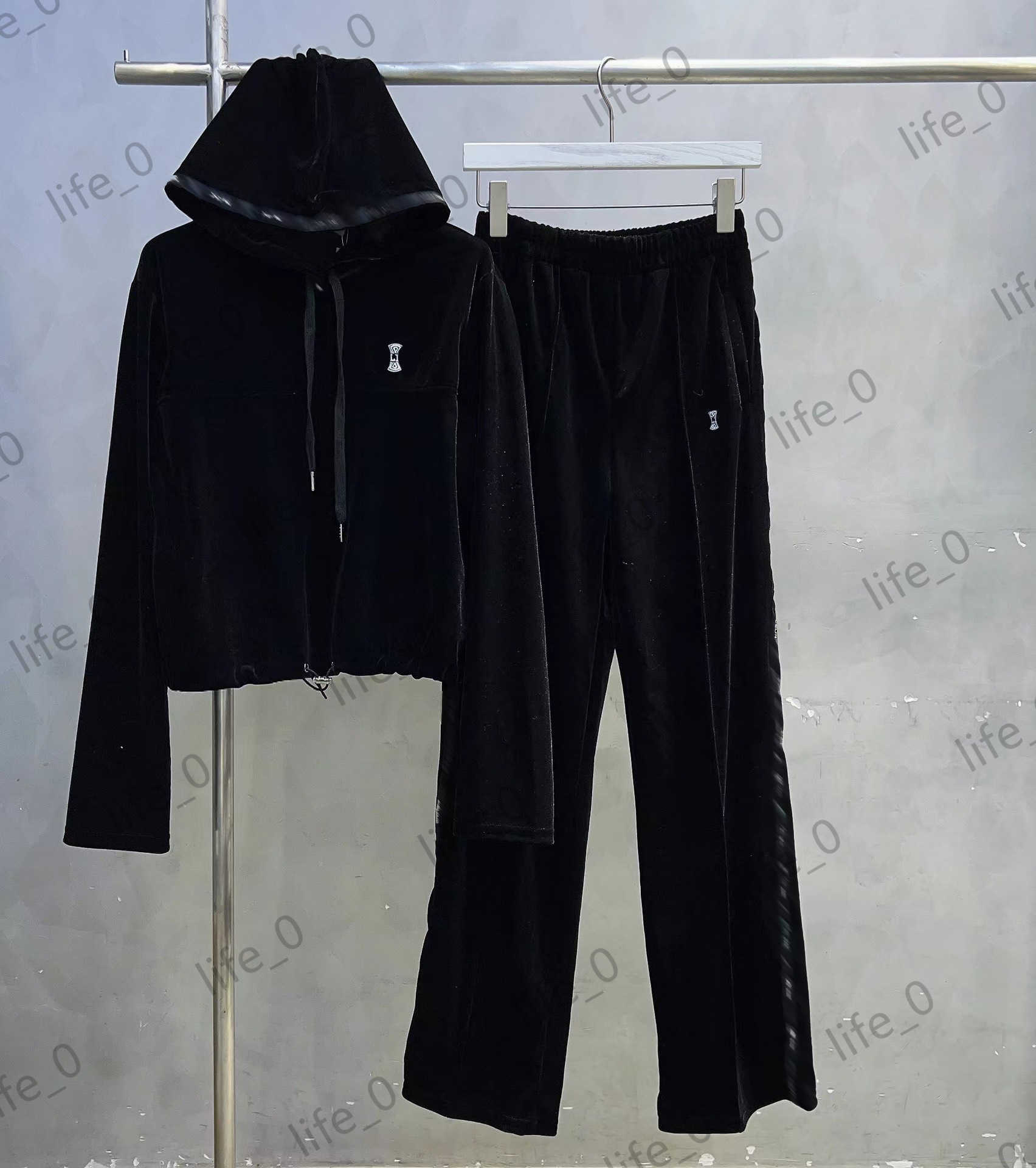 Brand Womens Two Piece Pants Bow Knot Printed Hooded Tops Elastic Waist Casual Trousers Classic Sports Style Women Tracksuits, 12
Brand Womens Two Piece Pants Bow Knot Printed Hooded Tops Elastic Waist Casual Trousers Classic Sports Style Women Tracksuits, 12