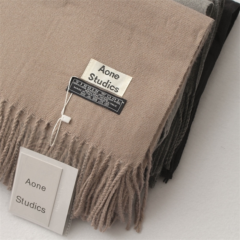 Scarves Winter Women Wool Scarf With Tassel Solid Color Plain Cashmere Scarves Lady Thick Warm Shawl Wraps Luxury Brand 20070 Cm 221010
Scarves Winter Women Wool Scarf With Tassel Solid Color Plain Cashmere Scarves Lady Thick Warm Shawl Wraps Luxury Brand 20070 Cm 221010