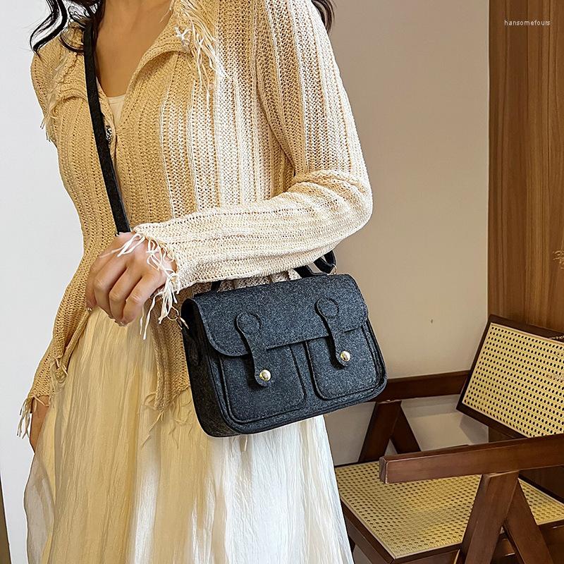 Evening Bags 2022 Spring Autum Fashion Casual Handbag Women'S For Girls Simple Candy Color Messenger, Green
Evening Bags 2022 Spring Autum Fashion Casual Handbag Women'S For Girls Simple Candy Color Messenger, Green